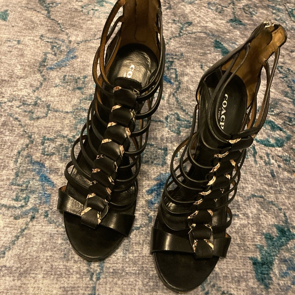 COACH NEW YORK  Josey Size 7.5B Womens Heels/Stilettos. - Picture 2 of 8